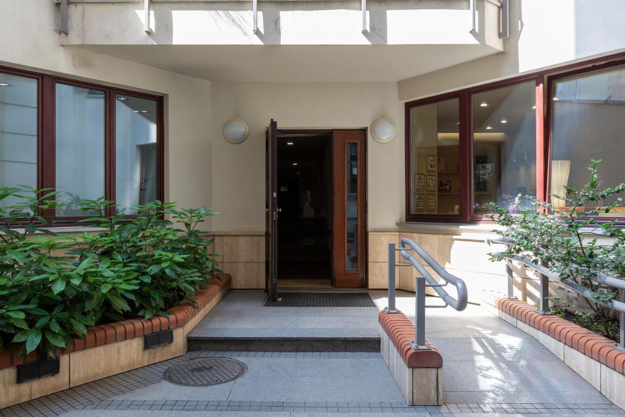 Residence On Wspolna Str. Apartment Warsaw By Renters ภายนอก รูปภาพ